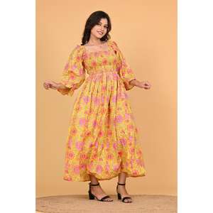 Vestido Largo Maxi de Algodón Hecho a Mano en India con Estampado Floral, Diseño Bohemio para Fiestas, Verano y Otoño, Ecológico para Mujer - Product Image 1