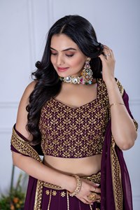 Nuevo diseño de lehenga choli para mujer en tela Fox Georgette con bordado elaborado. - Product Image 6