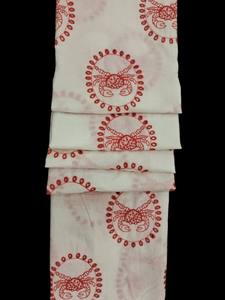 Tela de algodón blanca bordada con motivos marinos de cangrejo rojo, ideal para confección de vestidos, ligera y tejida, en oferta. - Product Image 4