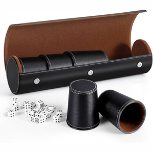 Coffret de rangement de luxe en cuir PU noir avec logo personnalisé pour shaker de dés silencieux, idéal pour boîtes de nuit, casinos, bars et jeux de société - Product Image 1