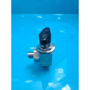 IHARA 1MPa 1/2x3/8 SUS316 Usado Como Está, Piezas de Equipos de Semiconductores Legacy - Product Image 4
