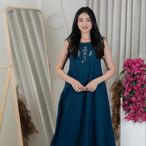 Kurta Premium de Algodón Transpirable con Tirantes Finos y Bolsillo Lateral – Conjunto Étnico de 2 Piezas con Pantalones Palazzo para Oficina y Uso Diario - Product Image 1