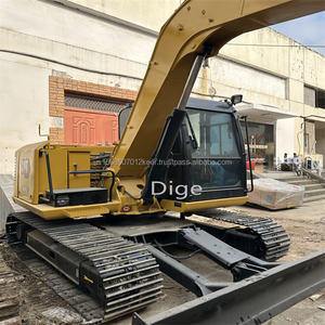 Mini-excavatrice sur chenilles Komatsu 307E d'occasion importée de haute qualité, 32 tonnes, modèle 2018-2022, capacité de la benne de 1 m³, testée et inspectée - Product Image 2