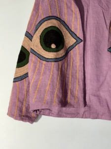 เสื้อแจ็คเก็ต Evil Eye Suzani – เสื้อโค้ทผ้า TNT ทำมือ – เสื้อแจ็คเก็ตปักลายโบโฮแบบเปิดด้านหน้าลายตา - Product Image 3