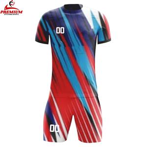 Maillot de football personnalisé imprimé par sublimation, manches courtes, séchage rapide, respirant, polyester, col rond, faible MOQ, sports d'été, unisexe - Product Image 4