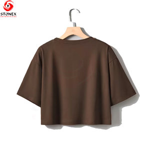 T-shirt court respirant et écologique pour femme, manches courtes, léger, pour le fitness, avec design et logo personnalisés - Product Image 2