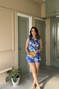 Nuevo y Moderno Vestido Corto de Satén con Volantes y Encaje, Estampado Floral, Informal, para Mujer, para la Noche o la Playa, Ecológico, Venta al por Mayor - Product Image 3