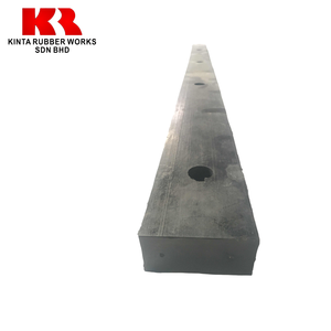 Pare-chocs en caoutchouc écologique de haute qualité de 1.5m de long 150mm de large et 200mm d'épaisseur Produit de moulage écologique de Malaisie - Product Image 4