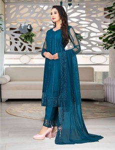 Ensemble Kurti, pantalon et dupatta pour femme avec broderie en filet et doublure en mélange de soie |   Costume de soirée à manches longues - Product Image 2