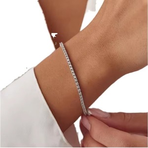 Pulsera de Diamantes con Corte Brillante Redondo, Plata de Ley 925, Elegante Pulsera de Tenis, Joyería Fina, Diseño Clásico de Lujo para Uso Diario - Product Image 1