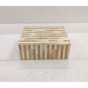 Caja de almacenamiento de MDF con incrustaciones de resina hecha a mano, caja de almacenamiento decorativa con incrustaciones de resina, caja de joyería de resina a precio de fábrica. - Product Image 4