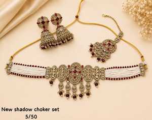 Ethnic Gold Plated Alloy <b>Crystal</b> Rhinestone Tempal Laxmi Necklace Jewellery <b>Set</b> High Quality Flower Design IGI Certified Women's - Product Image 6
