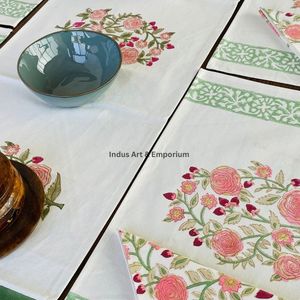 Mantel Individual Clásico Hecho a Mano de Algodón Fino con Estampado de Palmeras y Borde Geométrico, Lavable a Máquina, Personalizable para Uso Doméstico - Product Image 3