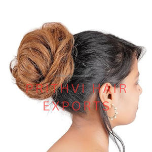 Perruque de cheveux humains Remy blond cendré de qualité supérieure avec chignon haute densité - Product Image 3
