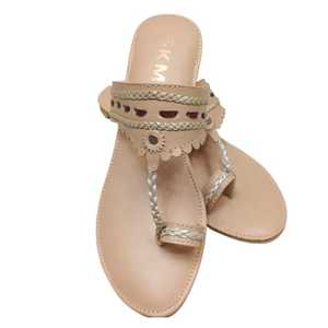 OEM Serive Latest Designs Women <b>Khussa</b> Shoes Flat Sandals Indian Punjabi Breathable Anti-Slip Flat Chappal Shoes For Women - Product Image 1