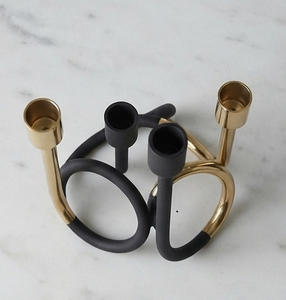 เชิงเทียนเหล็กโค้งทันสมัย สีดำทอง ตกแต่งบ้าน - Product Image 2