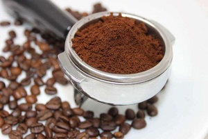 Café Arábica Vietnamita Orgánico USDA, Tostado y Molido, Calidad Premium de Exportación con 0.1% de Granos Rotos y Negros, Humedad 12.5% - Product Image 4