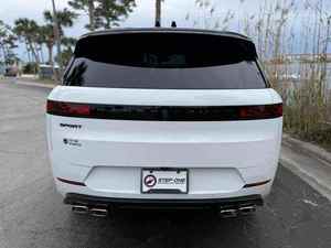 Good Deal for 2025 <b>Ranges</b> Rovers SE LWB - Product Image 2