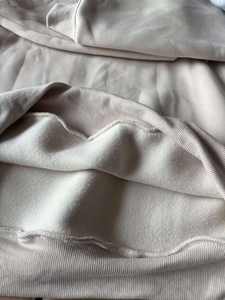 เสื้อสเวตเชิ้ตผู้หญิงแบบหลวมพิมพ์ลายสกรีนผ้าเทอร์รี่คอตตอน 100% รุ่นใหม่ล่าสุด ทรงบ็อกซี่ ใส่สบาย สำหรับฤดูใบไม้ร่วงและฤดูหนาว ขายส่ง - Product Image 3