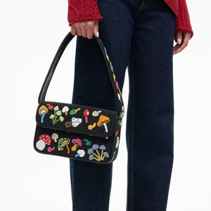 Pochette brodée à la main avec des perles de technique brésilienne, pochettes de soirée, sacs de mariée - Product Image 1