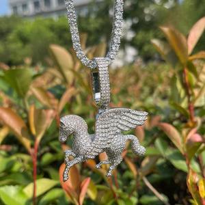 Collar con Colgante de Pegaso Estilo Hiphop de Plata de Ley 925, Amuleto de Caballo Alado con Moissanita, Cadena Chapada en Rodio, Joyería para Fiesta - Product Image 1