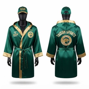 Robe de boxe pour hommes en satin de polyester premium 180 GSM vert émeraude avec bordure dorée, robe longue à capuche, logo brodé personnalisé, vêtements de sport - Product Image 1