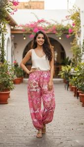 Pantalones de Yoga Cómodos y Transpirables de Verano, Estilo Bohemio Hippie, Color Verde, Super Cómodos, Venta al por Mayor para Mujer - Product Image 4