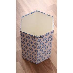 Poubelle élégante hexagonale pliable en coton et carton, faite à la main, imprimée, pour usage intérieur/extérieur, rue et bureau - Product Image 6