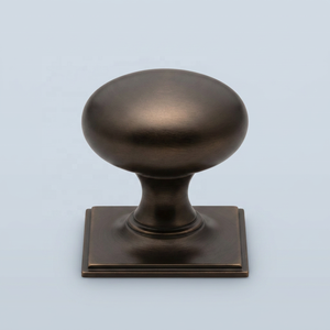 Pomo Clásico de Latón Bronceado para Muebles, Forma Ovalada, Tirador Duradero para Puertas de Cocina y Cajones, Acabado Mate - Product Image 1