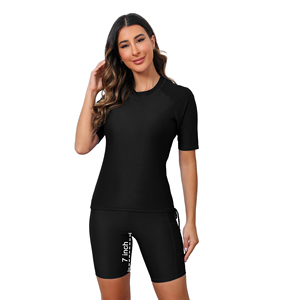 Maillot de bain Rash Guard à manches courtes pour femme, idéal pour le surf, le sport, la performance, l'entraînement physique, haut de compression, conception en tissu durable - Product Image 5