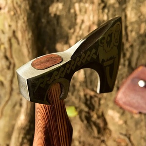 Nouvelle conception Hache de camping Tomahawk personnalisée forgée à la main style barbu, lame en acier forgé, manche en bois, OEM ODM, vente chaude - Product Image 3