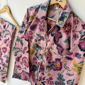 ชุดนอนผ้าฝ้ายพิมพ์ลายสัตว์สำหรับผู้หญิง แบรนด์ Naaz Textile ชุดนอนลำลองสำหรับฤดูร้อน เนื้อผ้านุ่ม ระบายอากาศได้ดี ความยาวระดับเข่า - Product Image 1