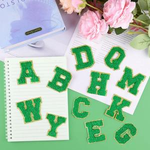 แพทช์ตัวอักษรเชนีลปักโลโก้เหล็ก 3 มิติแบบกำหนดเอง แพทช์ตัวอักษรผ้าทวิลสีสันสดใสแบบติดเองสำหรับหมวก ปี 2026 - Product Image 3