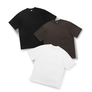 เสื้อยืดคอกลมแขนสั้นผู้ชาย ผ้าฝ้าย 100% ทรงปกติ สีพื้น ผ้าเจอร์ซีย์ถัก สวมใส่สบาย สีดำ น้ำตาล ขาว - Product Image 1