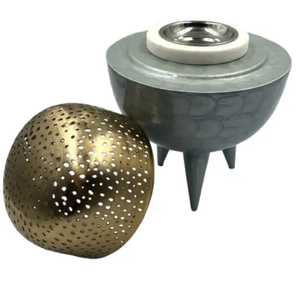 Ensemble brûleur d'encens en bois noir avec dôme perforé en métal et support trépied, diffuseur d'arômes de table - Product Image 4