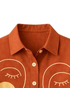 ชุดเซ็ตสองชิ้นลายพิมพ์หน้าคนแบบนามธรรมสีเทอร์ราคอตต้าสำหรับผู้หญิง เสื้อเชิ้ตแขนสั้นติดกระดุมพร้อมกางเกงขายาวทรงกว้าง สวมใส่สบายๆ - Product Image 4