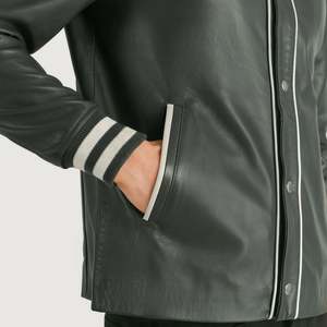 Blouson bomber en cuir PU vert pour homme, col rond, fermeture à boutons, vêtement décontracté d'automne, coupe classique, couleur unie - Product Image 3