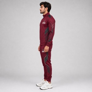 Chándal duradero para hombre hecho con tela de primera calidad que ofrece flexibilidad, transpirabilidad y calidad confiable para el día a día. - Product Image 6
