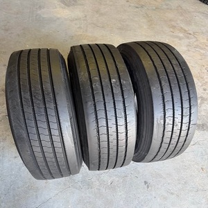 Durable 225 75R15 Used Van Tire With Radial Construction Ideal For Heavy Duty Commercial Use Offering <b>Load</b> Range D Strength - Product Image 6