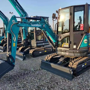 Excavadora Amarilla Usada Versátil de 3 Toneladas con Cabina de Seguridad de Visión Amplia y Brazo Desplazable para Acceso Estrecho en Infraestructuras - Product Image 1