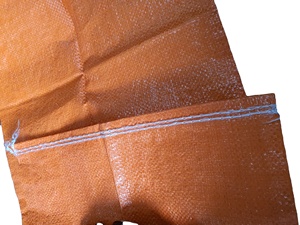 Sacs de sable tissés en PP fabriqués au Vietnam pour le contrôle des inondations Emballage de farine en plastique vide Impression flexo Manipulation de surface pour le stockage - Product Image 4