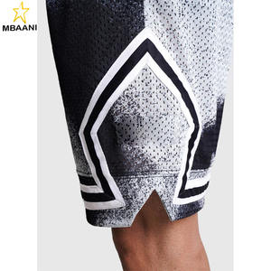 Pantalones Cortos Graffiti Diamond para Hombre - Product Image 4