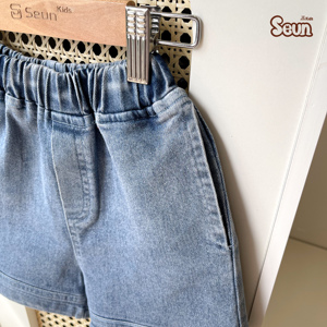 Shorts en jean pour enfants, garçons et filles, noirs, coupe ample, style coréen, décontractés, été, jeans de haute qualité, vêtement vietnamien, confort toute la journée - Product Image 2