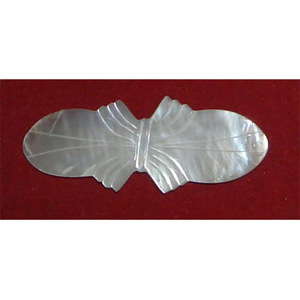 Pinza para el pelo de nácar con diseño floral, broche de concha, hecha de nácar, con diseño artístico de flor tallada en amarillo. - Product Image 1