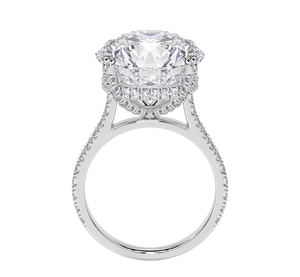 Anillo de compromiso de diamante redondo brillante de 3 quilates de alto perfil con engaste de catedral, diamantes bajo la galería y talle pavé en oro blanco - Product Image 6