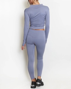 Conjunto Deportivo Ligero para Mujer con Chaqueta Deportiva de Manga Larga con Cierre Frontal y Leggings de Yoga para Entrenamiento y Fitness - Product Image 4