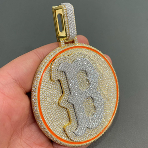 Pendentif Breloque Couronne Personnalisée en Or Rose Luxe Sertie de Diamants Moissanite VVS, Bijou Hip Hop Scintillant pour Fête - Product Image 3