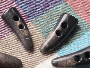 Bouton en corne de bœuf/buffalo vintage de haute qualité, 2 trous, pour couture, artisanat, vêtement, écologique, style animalier, naturel, poli - Product Image 5
