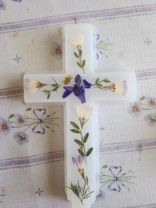 Croix carrée en résine ILAHI, motif folklorique découpé, design simple, bords lisses, couleurs vibrantes, haute qualité, Uttar - Product Image 2