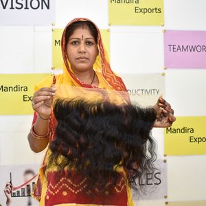 100% cheveux naturels vierges bruts 13*6 vendeur de tissage non traité ondulé frontal Extensions de cheveux humains indiens vierges de couleur naturelle - Product Image 4